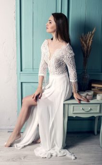 Белое свадебное платье в стиле бохо