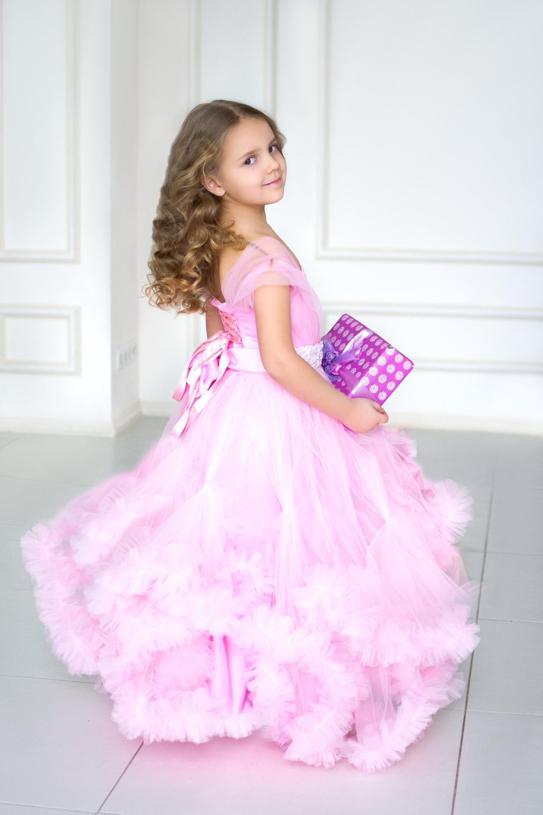 Детское платье розовое пышное