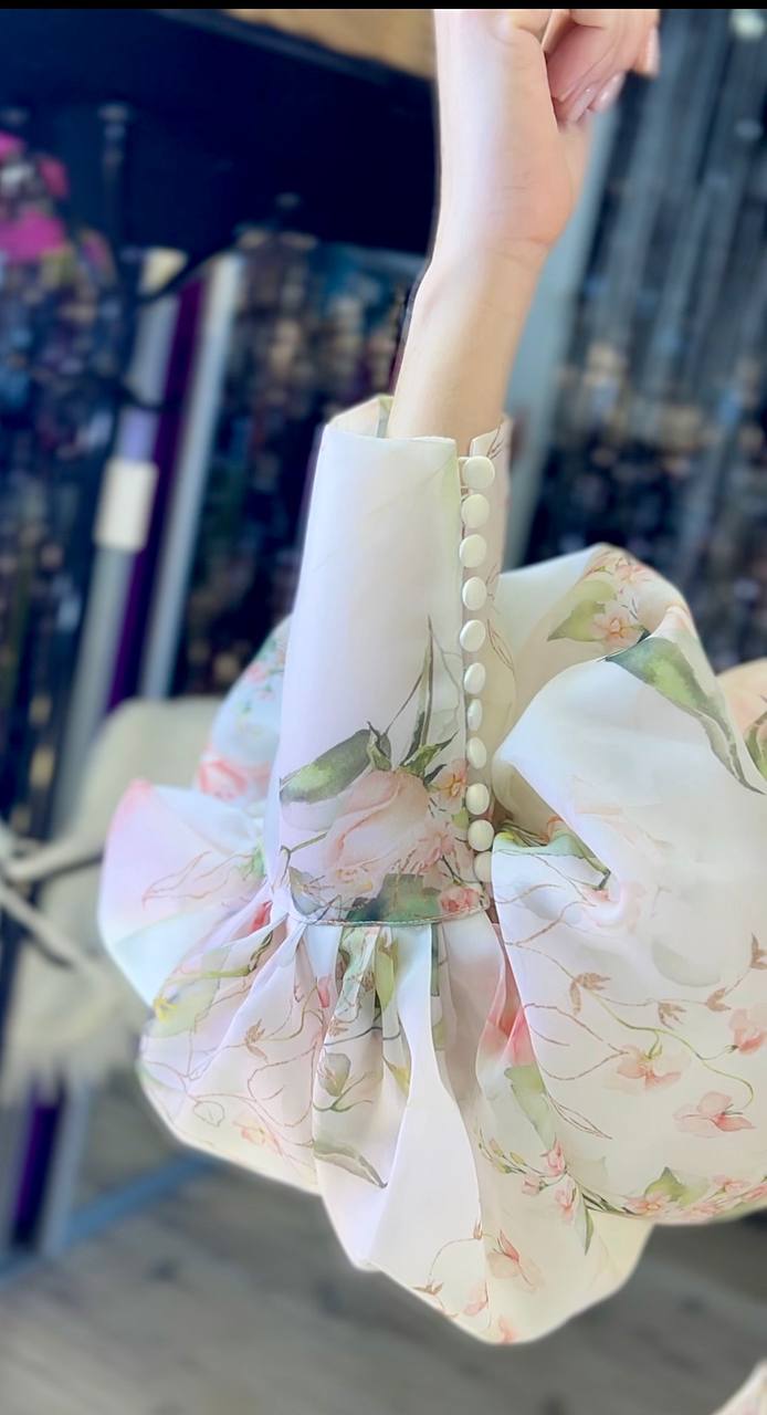 Сукня із квітковим принтом для фотосесії