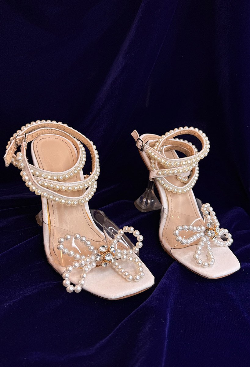 Босоніжки з бантиком із намиста