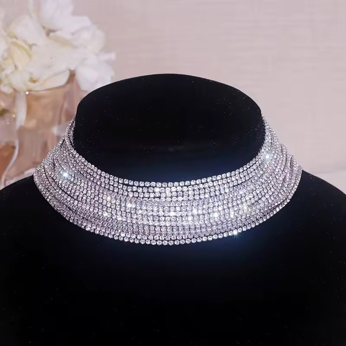 Чокер нитки із страз