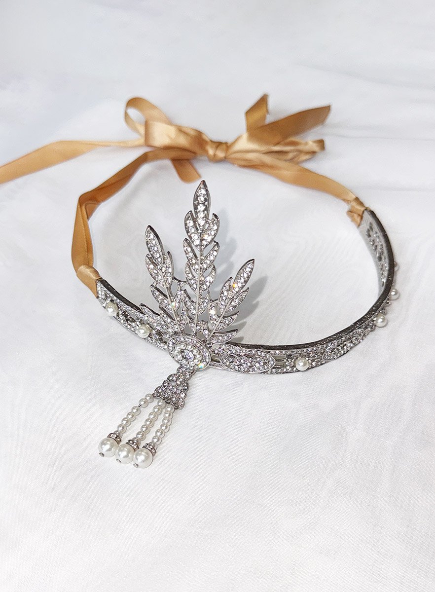 Прикраса у волосся в стилі Гетсбі