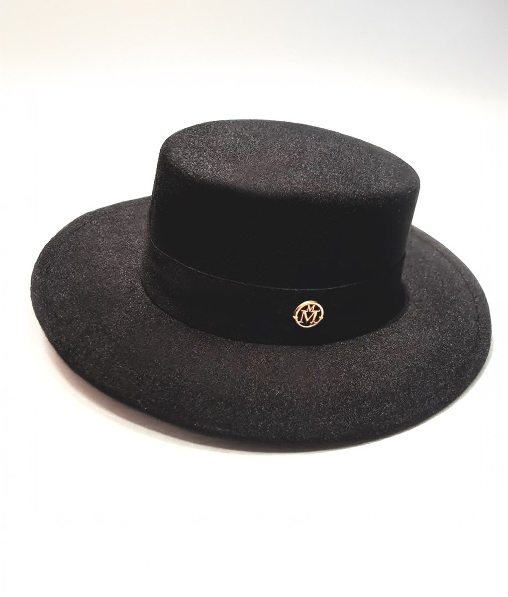 Оренда чорного капелюха