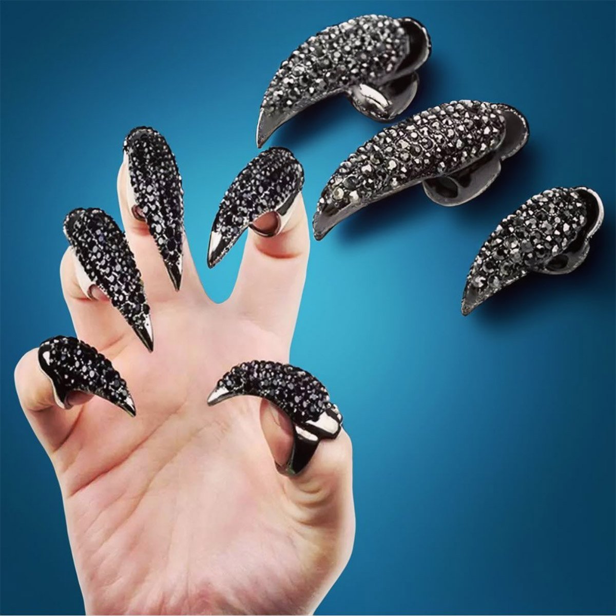Чорні кігті напрокат