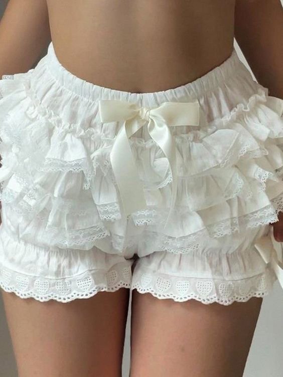 панталони білі напрокат