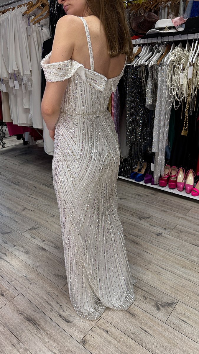 білі сукні напрокат