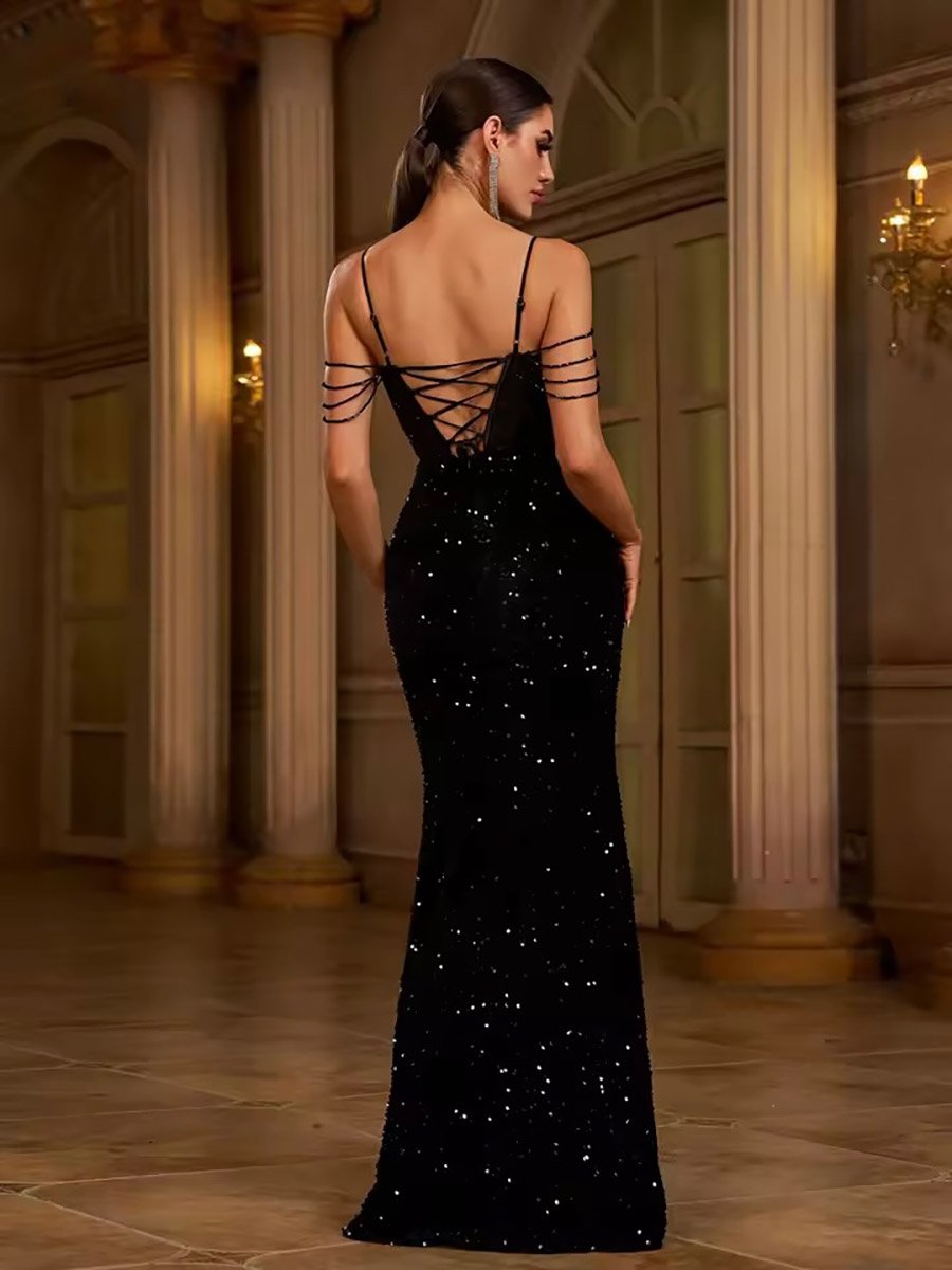 чорна вечірня сукня на корсеті