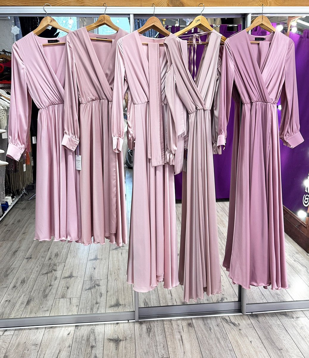 рожеві сукні в оренду