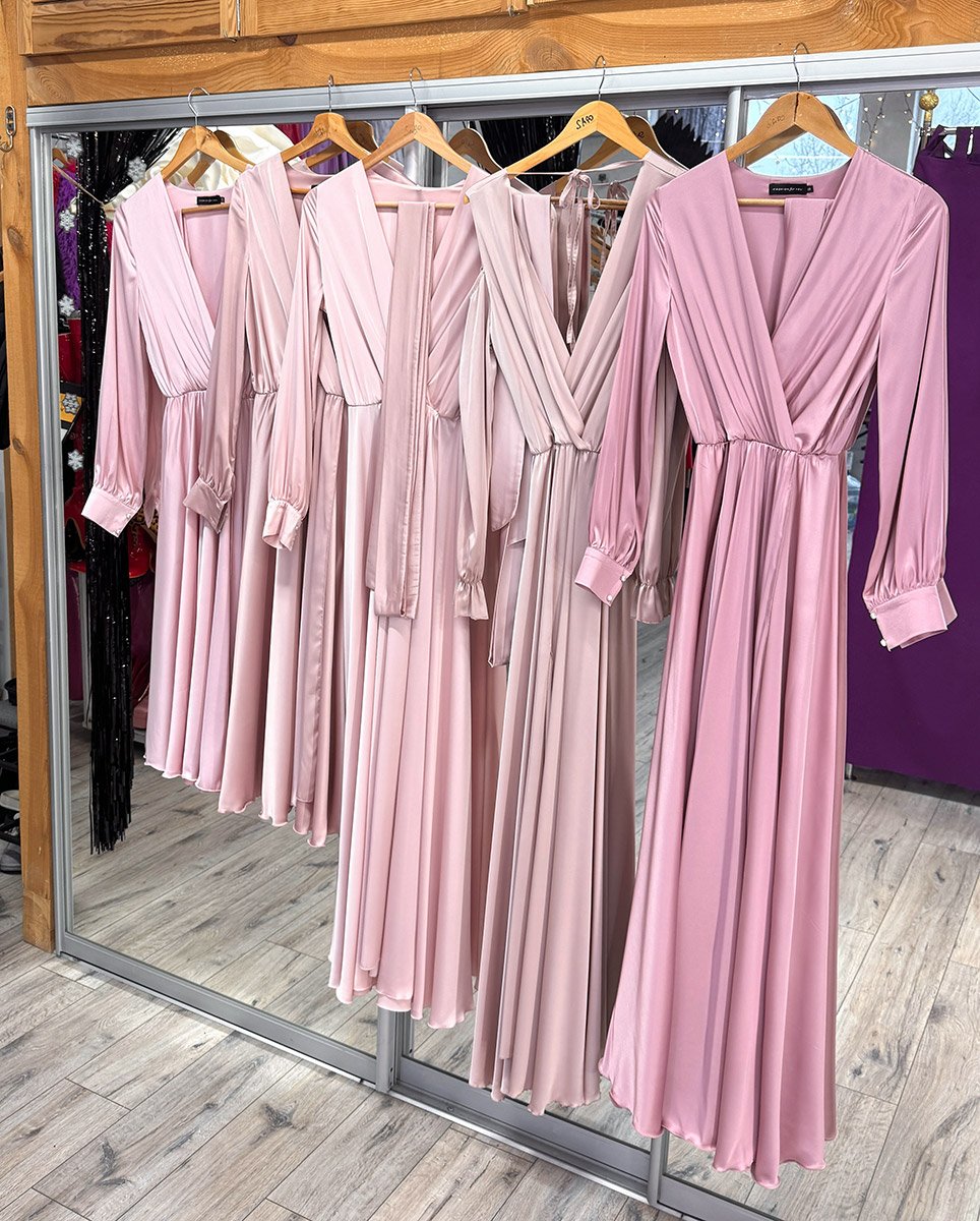 рожеві сукні в оренду