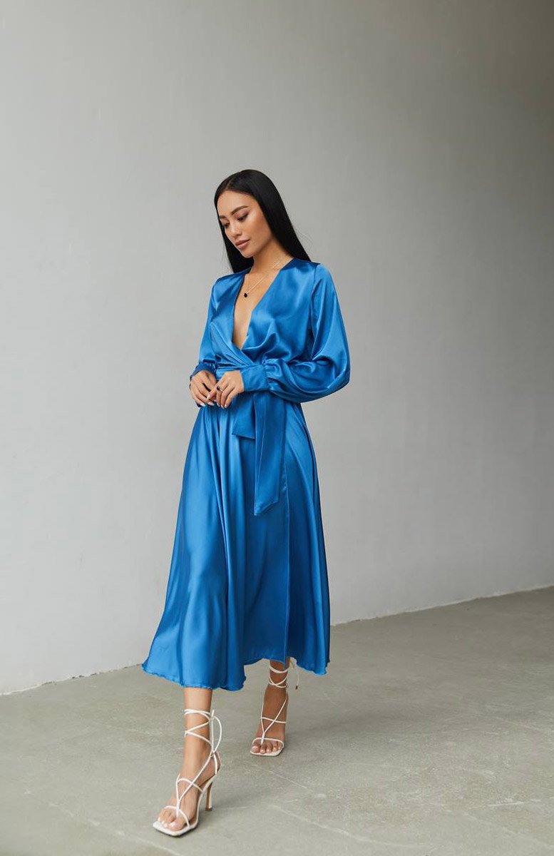 Оренда коктейльної сукні міді