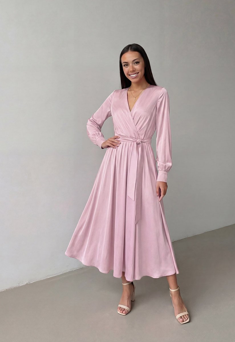 Рожева шовкова сукня міді