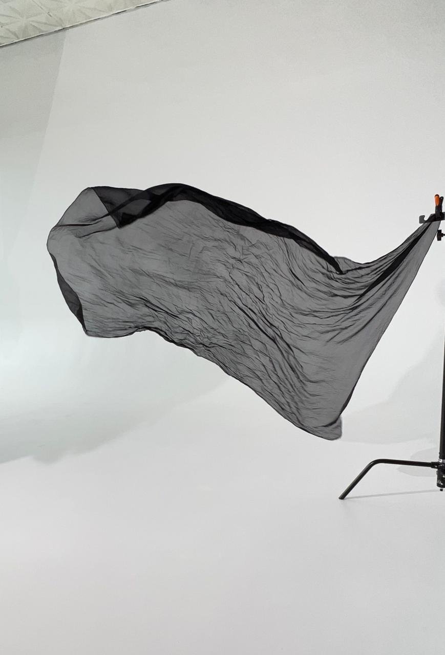 чорна тканина