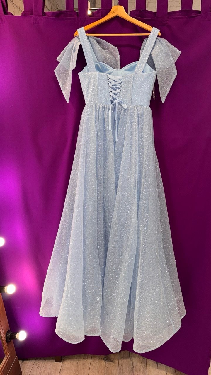 купити випускну сукню