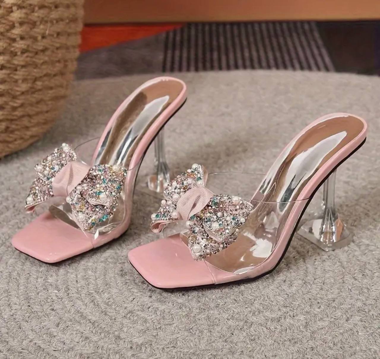 Пудрові туфлі з бантиком