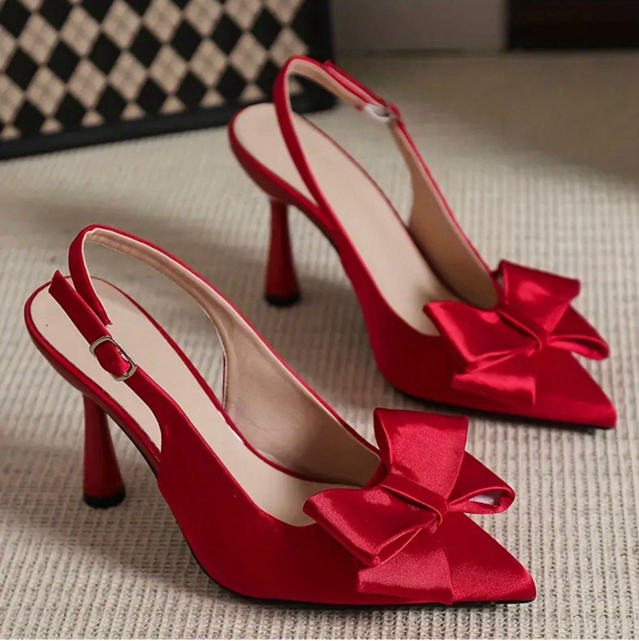 Туфлі червоні бант